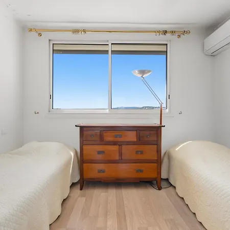 Ref 1996 Croisette - Sea View For Rent Apartment